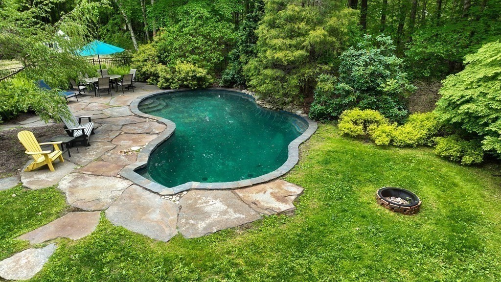 538 Market Hill Road Amherst, MA 01002 - Photo 34 of 42 Gallery Image 34