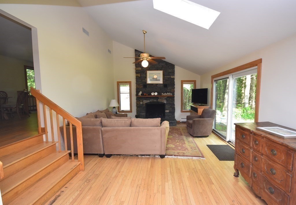 538 Market Hill Road Amherst, MA 01002 - Photo 9 of 42 Gallery Image 9