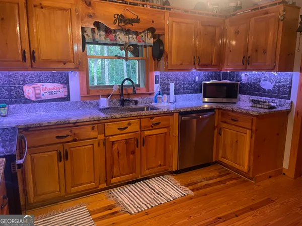 $315,000 | 1307 Creasy Patch Road, Cornelia, GA 30531