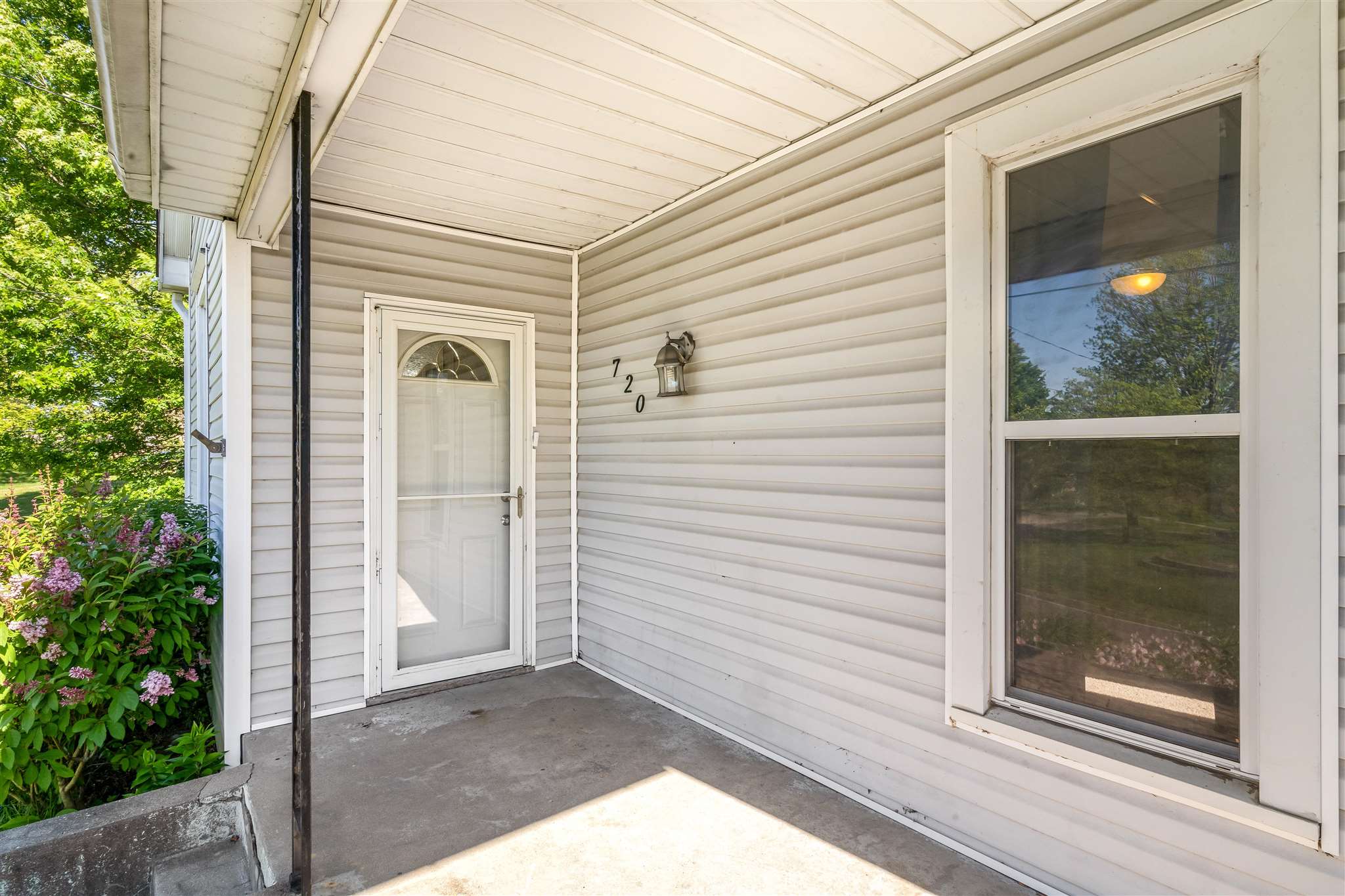720 McCarty Road Princeton, IN 47670 - Photo 4 of 19 Gallery Image 4