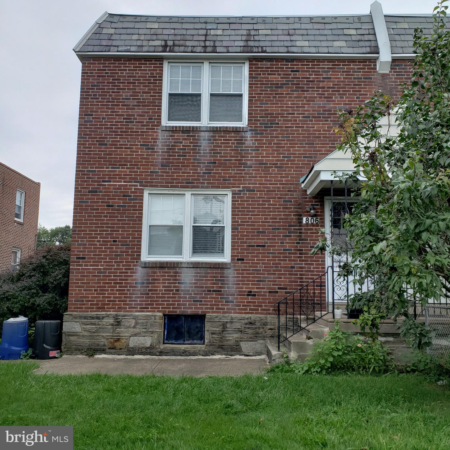 806 Rhawn Street Philadelphia, PA 19111 - Photo 1 of 3 Gallery Image 1