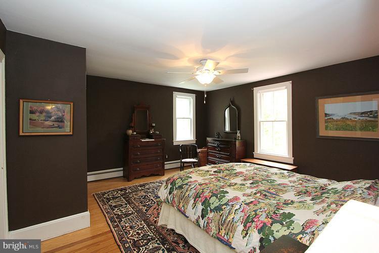 11530 Glen Road Potomac, MD 20854 - Photo 21 of 30 Bedroom (Master)