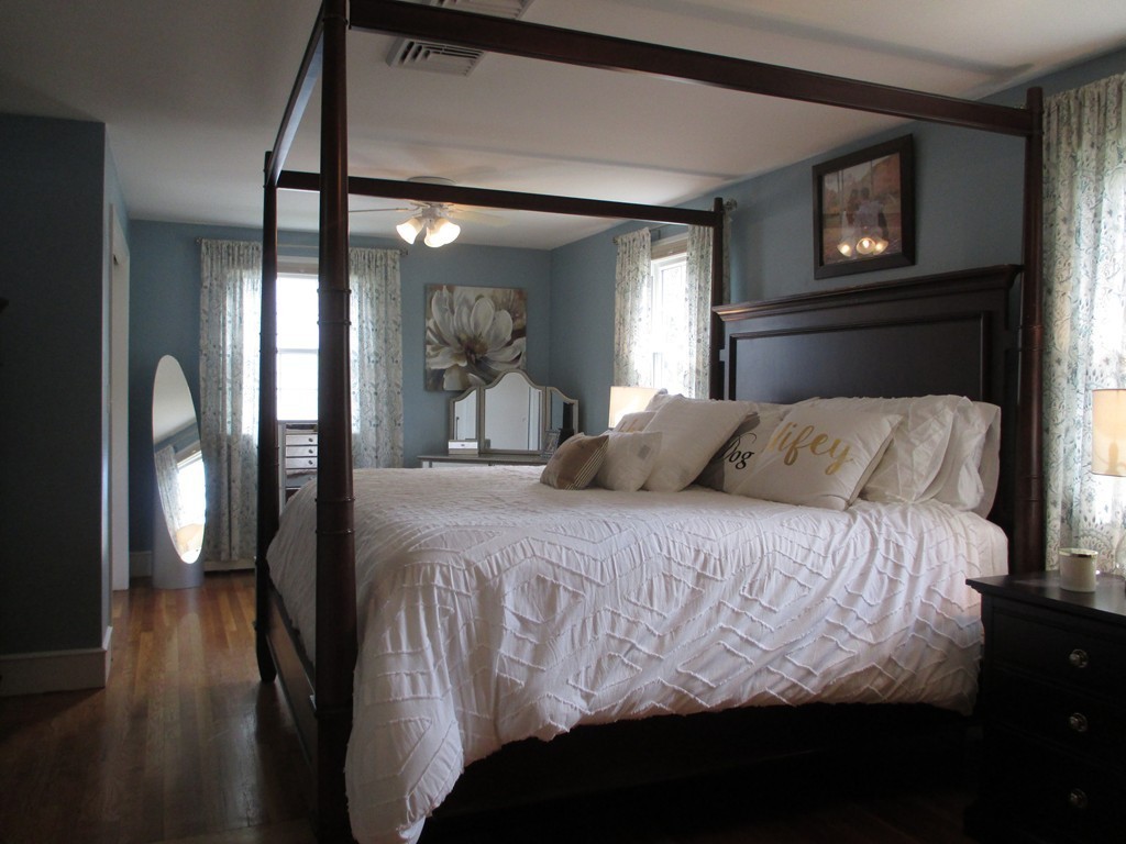 1724 Locust Street Fall River, MA 02723 - Photo 9 of 17 Gallery Image 9