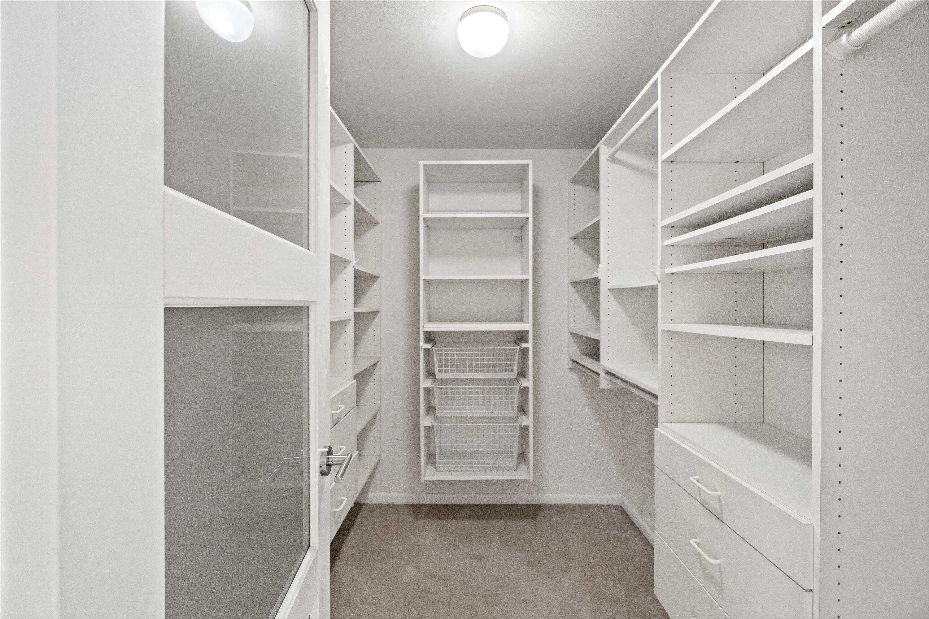 2525 South Shore Drive, Unit 18B Milwaukee, WI 53207 - Photo 20 of 25 California Closet!