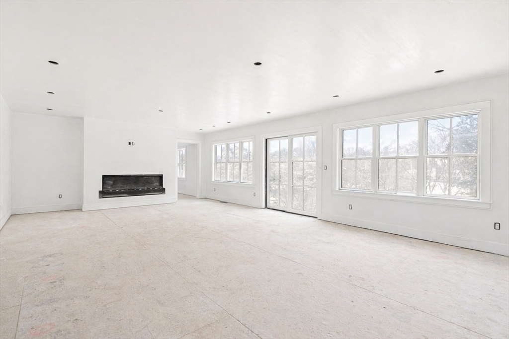 9 Albamont Road Winchester, MA 01890 - Photo 8 of 10