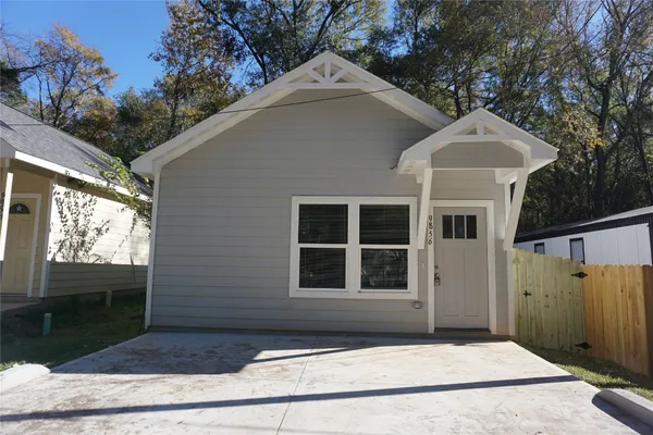 $1,450 | 10021 Calendar Street, Willis, TX 77318