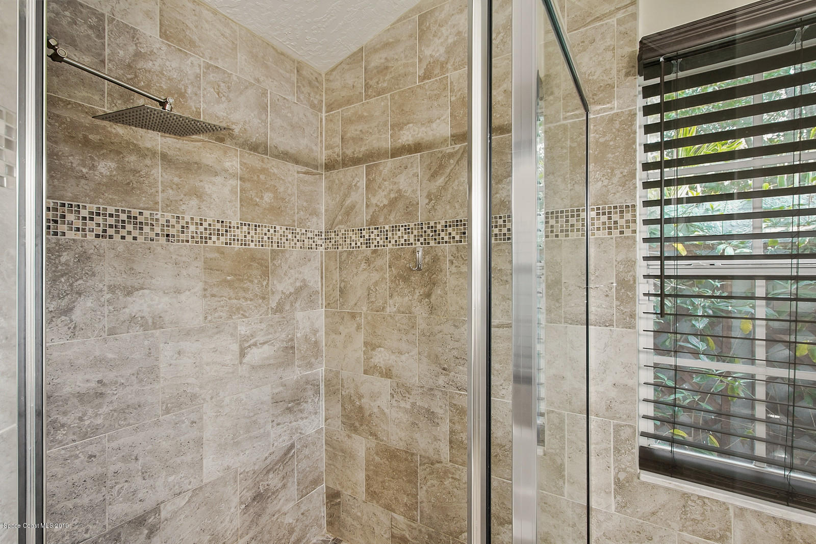 3435 Holly Springs Road Melbourne, FL 32934 - Photo 17 of 40 Stand Up Shower in Mstr