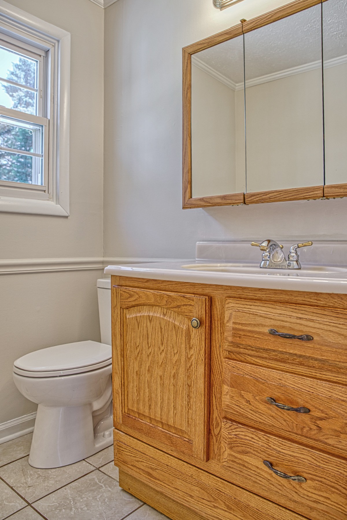 2085 Herbert Garrett Road Cookeville, TN 38506 - Photo 24 of 39 a bathroom with a sink and a toilet