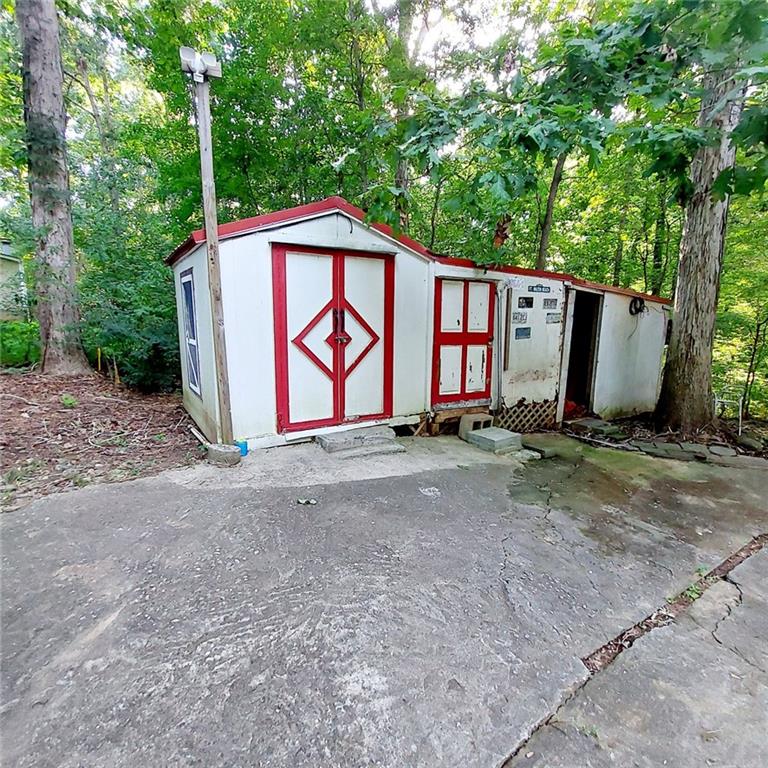 281 Mockingbird Drive Monticello, GA 31064 - Photo 33 of 42 a view of backyard of house