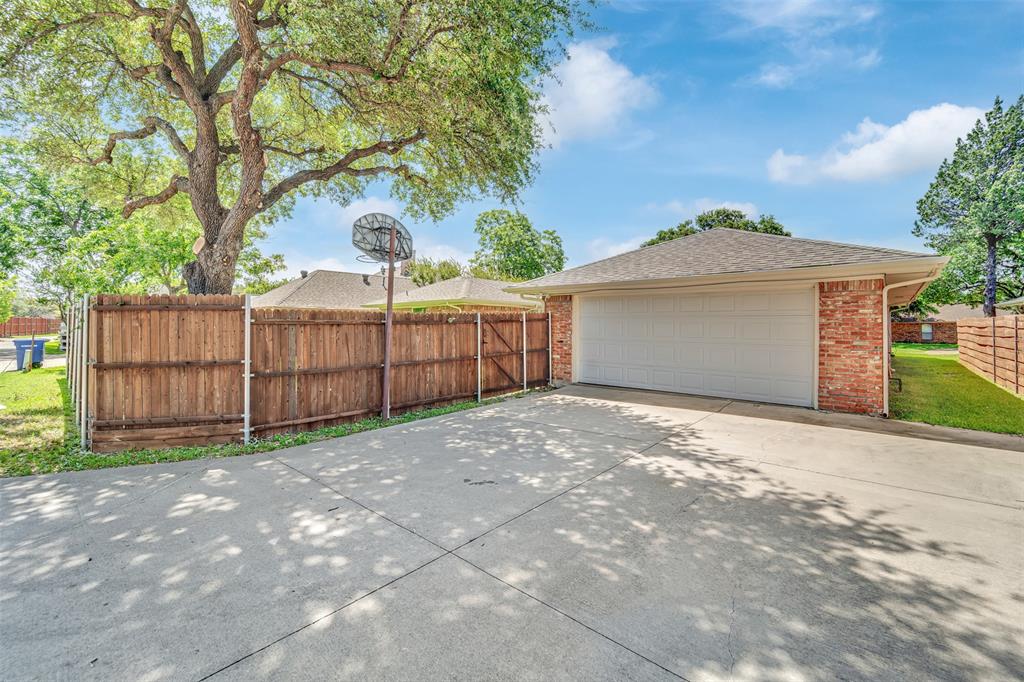 2225 Ridgewood Carrollton, TX 75006 - Photo 31 of 31