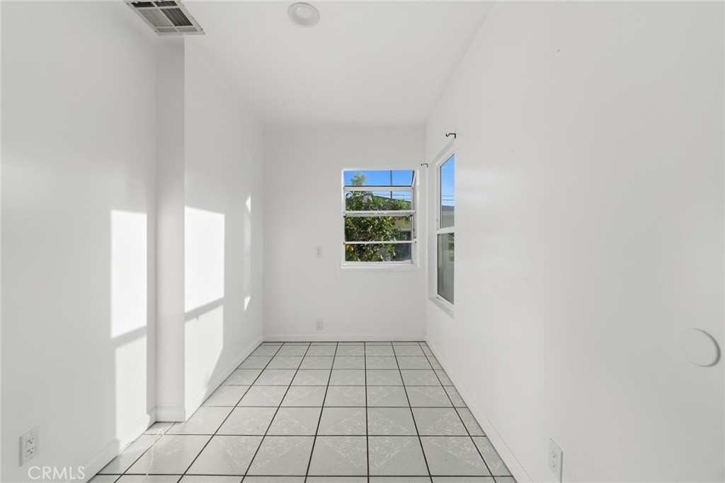 6824 Marcelle Street Paramount, CA 90723 - Photo 9 of 46