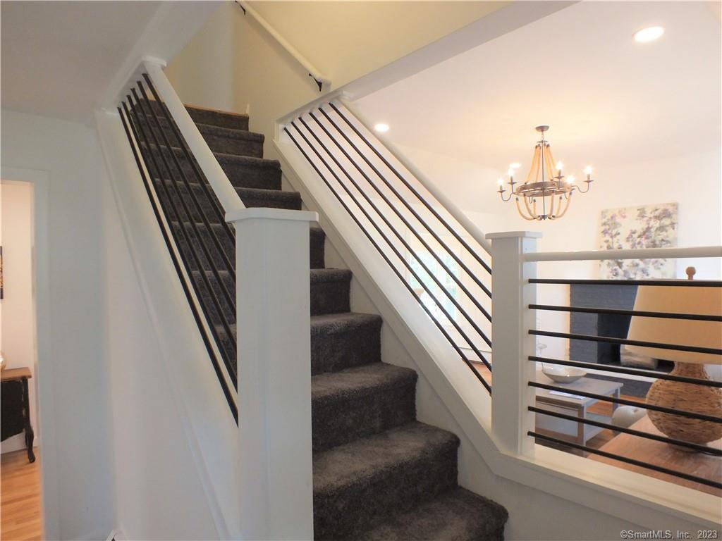 1025 Willard Road Orange, CT 06477 - Photo 20 of 40