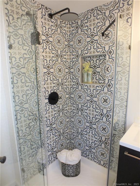 1025 Willard Road Orange, CT 06477 - Photo 31 of 40