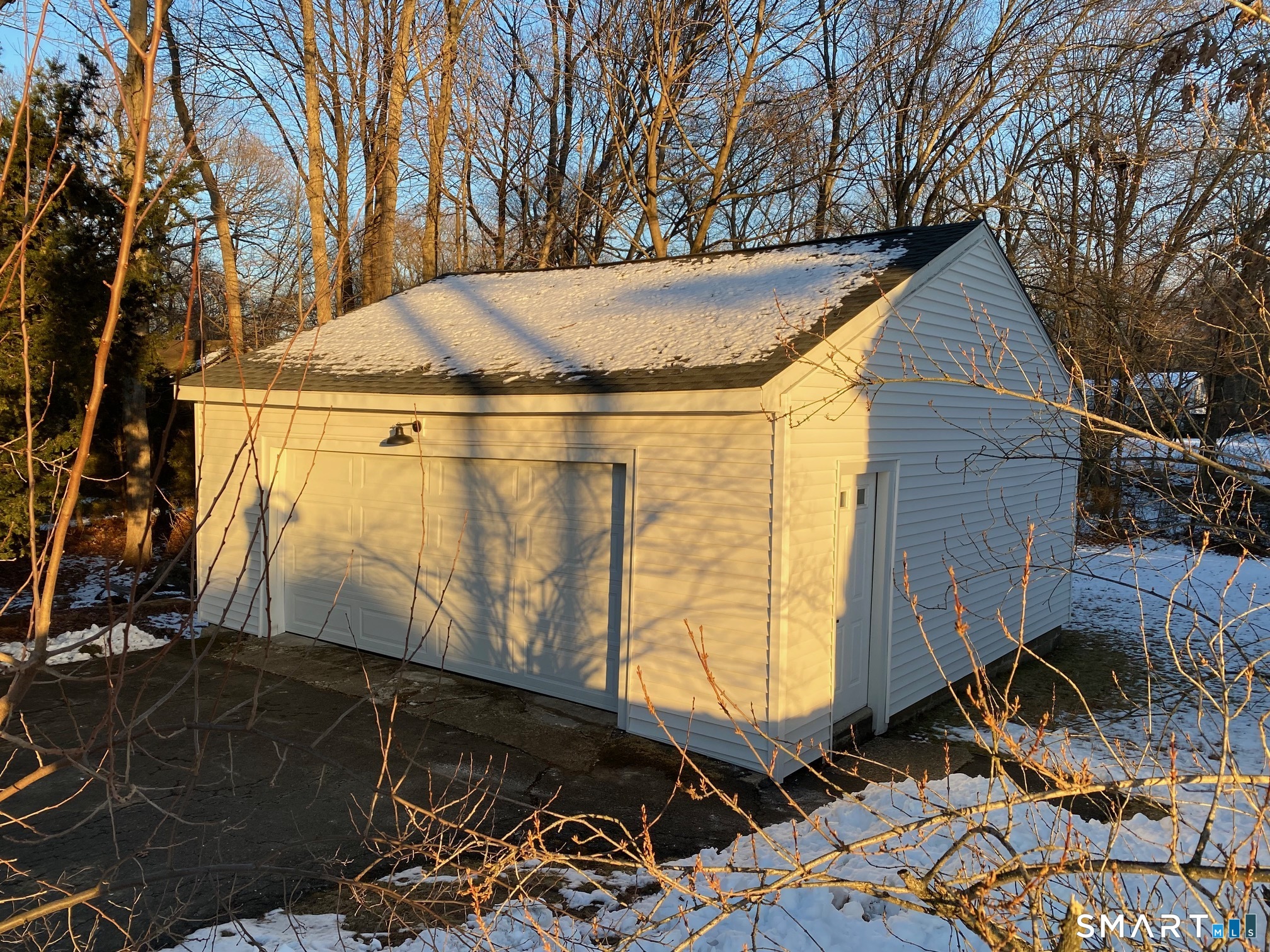 1025 Willard Road Orange, CT 06477 - Photo 36 of 40