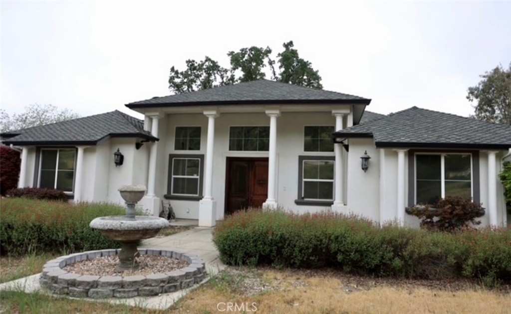 3200 San Fernando Road Atascadero, CA 93422 - Photo 2 of 45 a front view of a house with garden