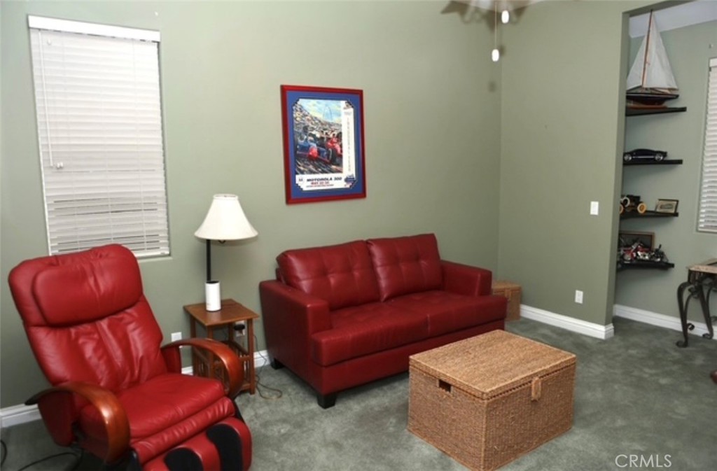 3200 San Fernando Road Atascadero, CA 93422 - Photo 21 of 45 a living room with furniture and a lamp