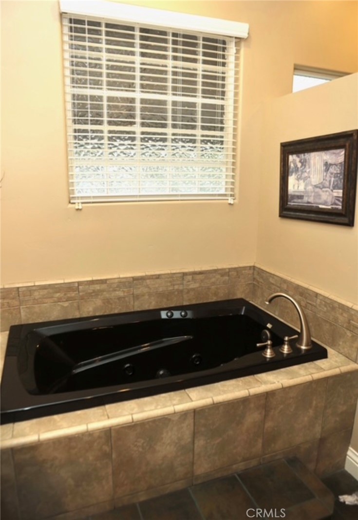 3200 San Fernando Road Atascadero, CA 93422 - Photo 29 of 45 a view of a black and white wall under an umbrella