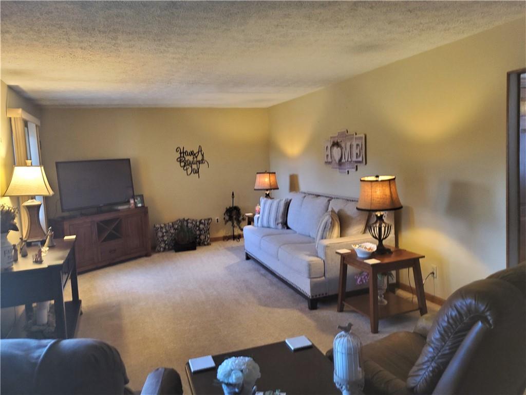 4604 Mann Road Indianapolis, IN 46221 - Photo 4 of 18 Gallery Image 4
