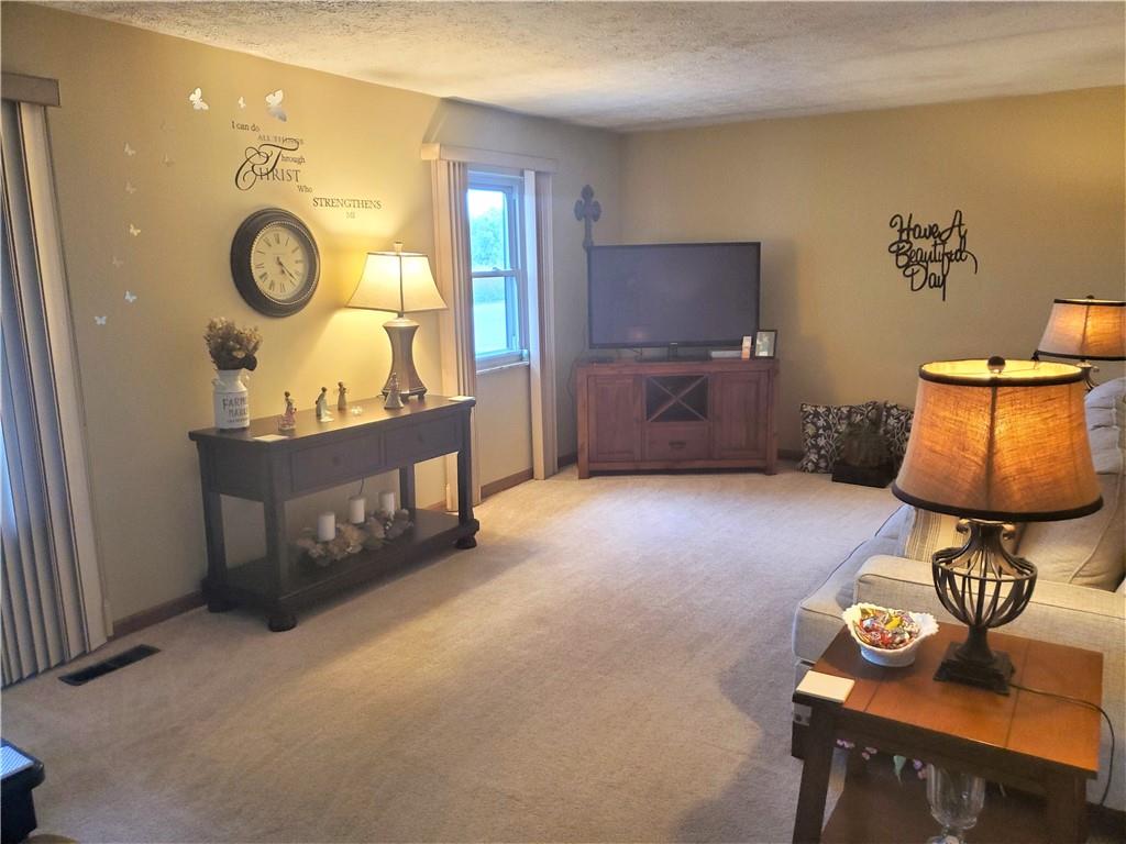 4604 Mann Road Indianapolis, IN 46221 - Photo 6 of 18 Gallery Image 6