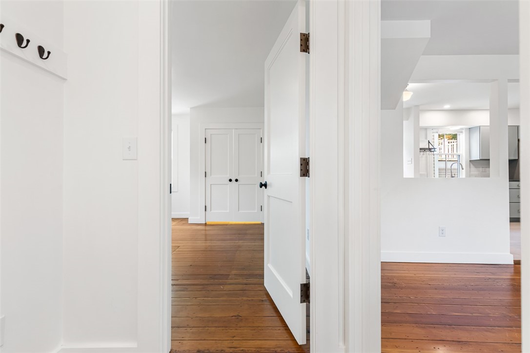 128 Sheldon Street Providence, RI 02906 - Photo 6 of 40