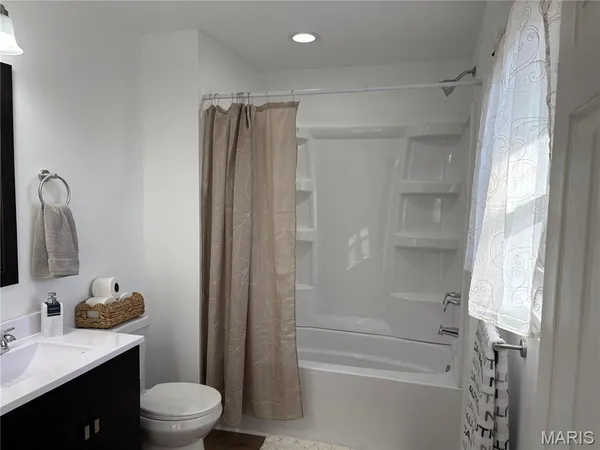 $249,900 | 2304 Lee Street, Poplar Bluff, MO 63901