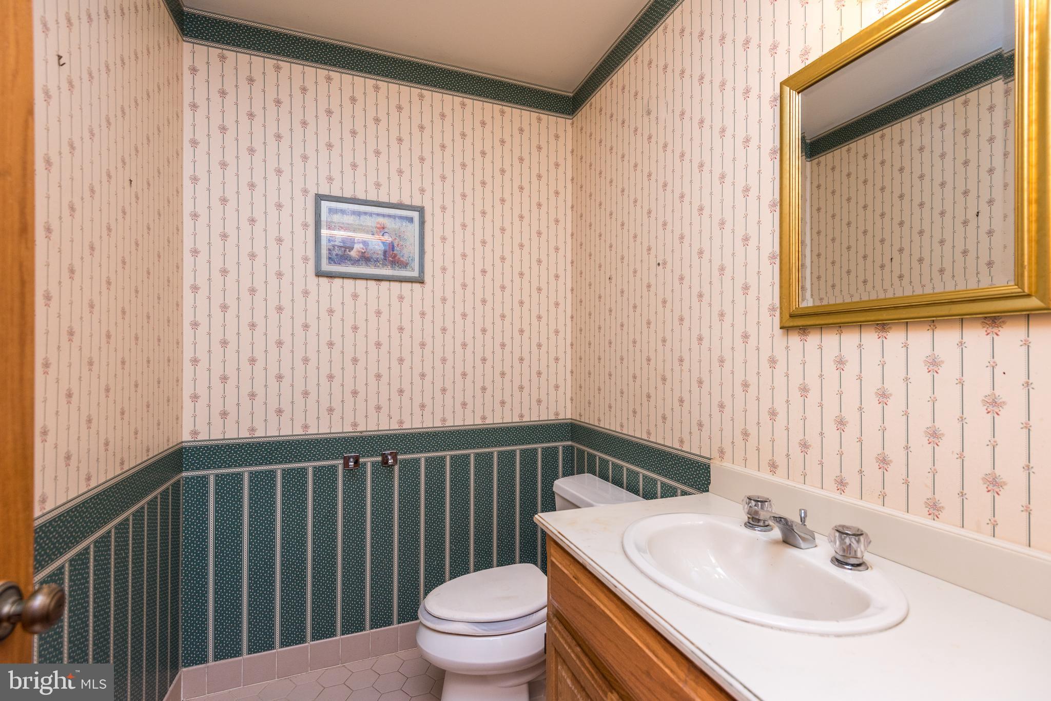 5 Church Street Beverly, NJ 08010 - Photo 20 of 33 Half bath