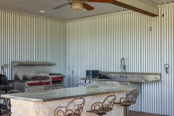 $3,250,000 | 6808 Cedar Hill Road, Brenham, TX 77833