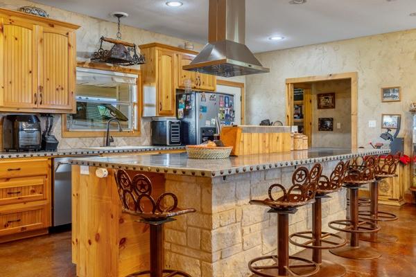 6808 Cedar Hill Road Brenham, TX 77833 - Photo 7 of 40