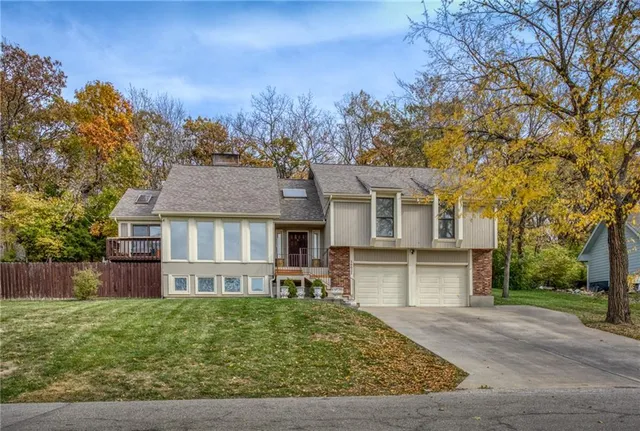 $450,000 | 16025 Meadow Lane, Stilwell, KS 66085