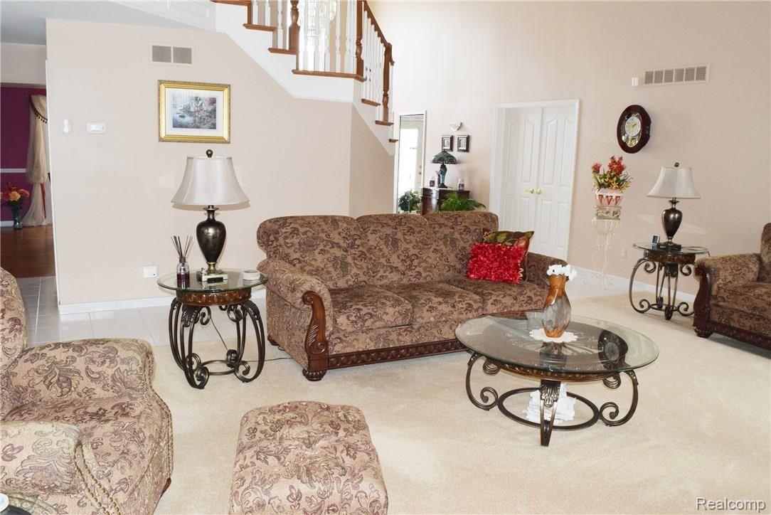 73457 Windmill Lane Romeo, MI 48065 - Photo 11 of 36 73457 Windmill Dr Romeo MI 48065 11.jpg