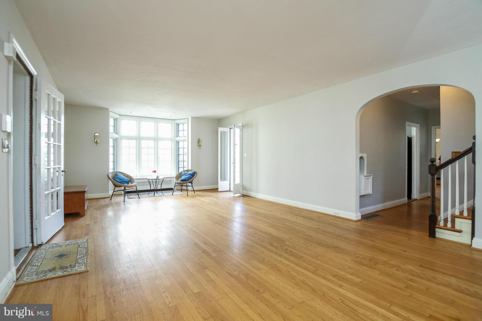 4124 Westview Road Baltimore, MD 21218 - Photo 1 of 30 Living Room
