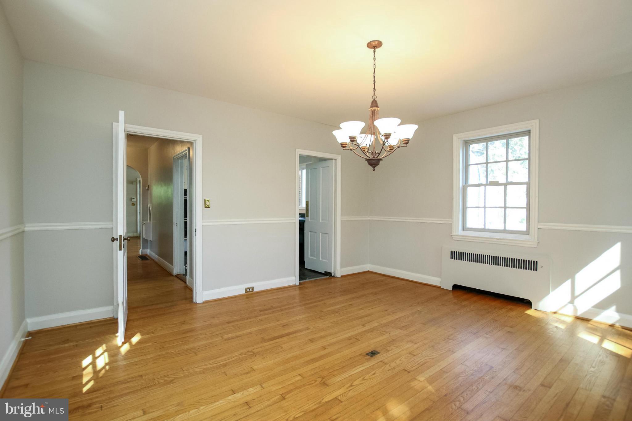 4124 Westview Road Baltimore, MD 21218 - Photo 7 of 30 Dining Room