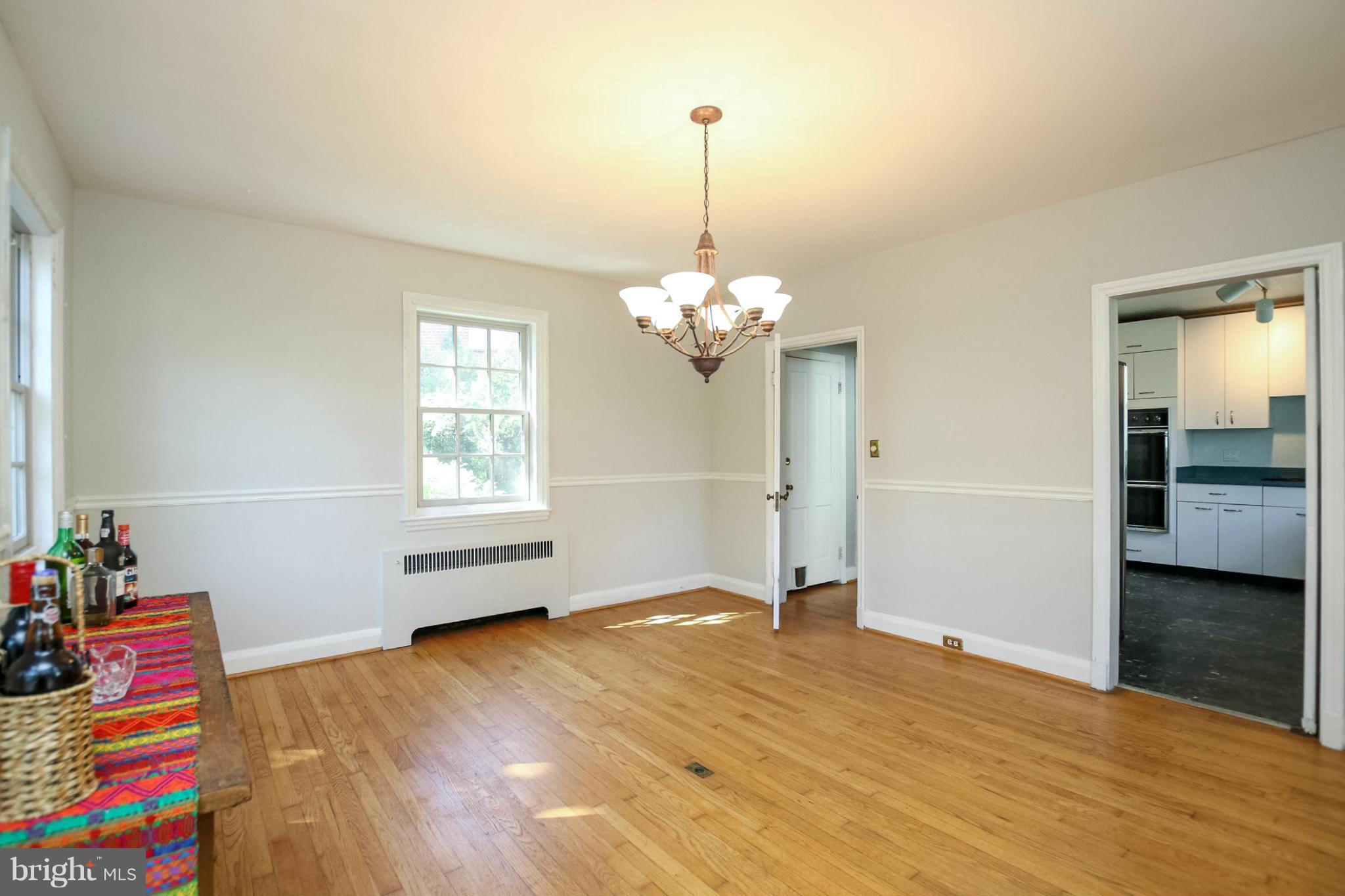 4124 Westview Road Baltimore, MD 21218 - Photo 8 of 30 Dining Room