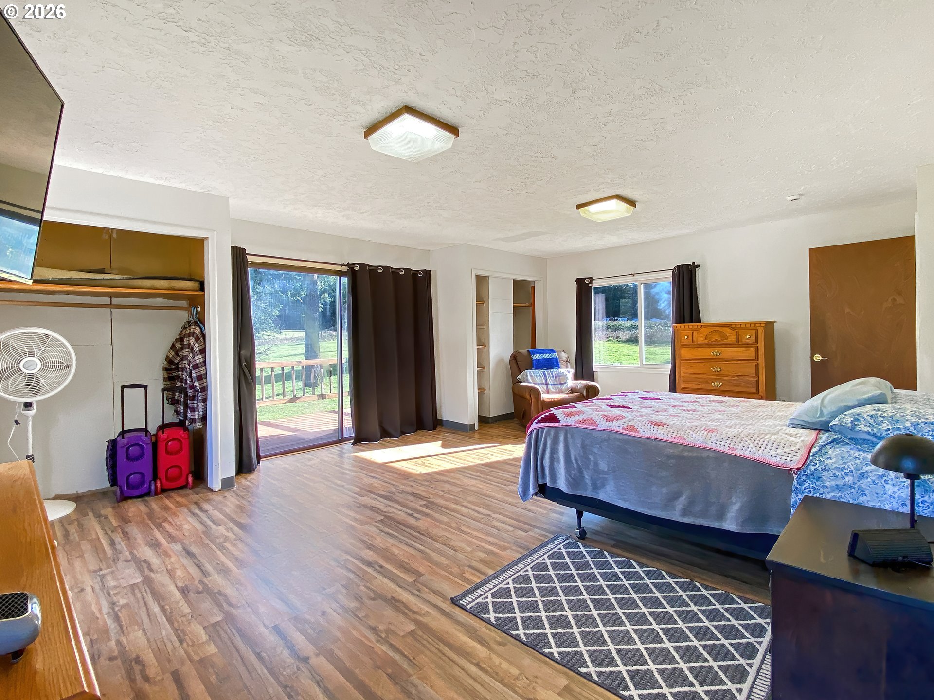 33318 Southeast Funny Farm Road Estacada, OR 97023 - Photo 30 of 38 Bedroom