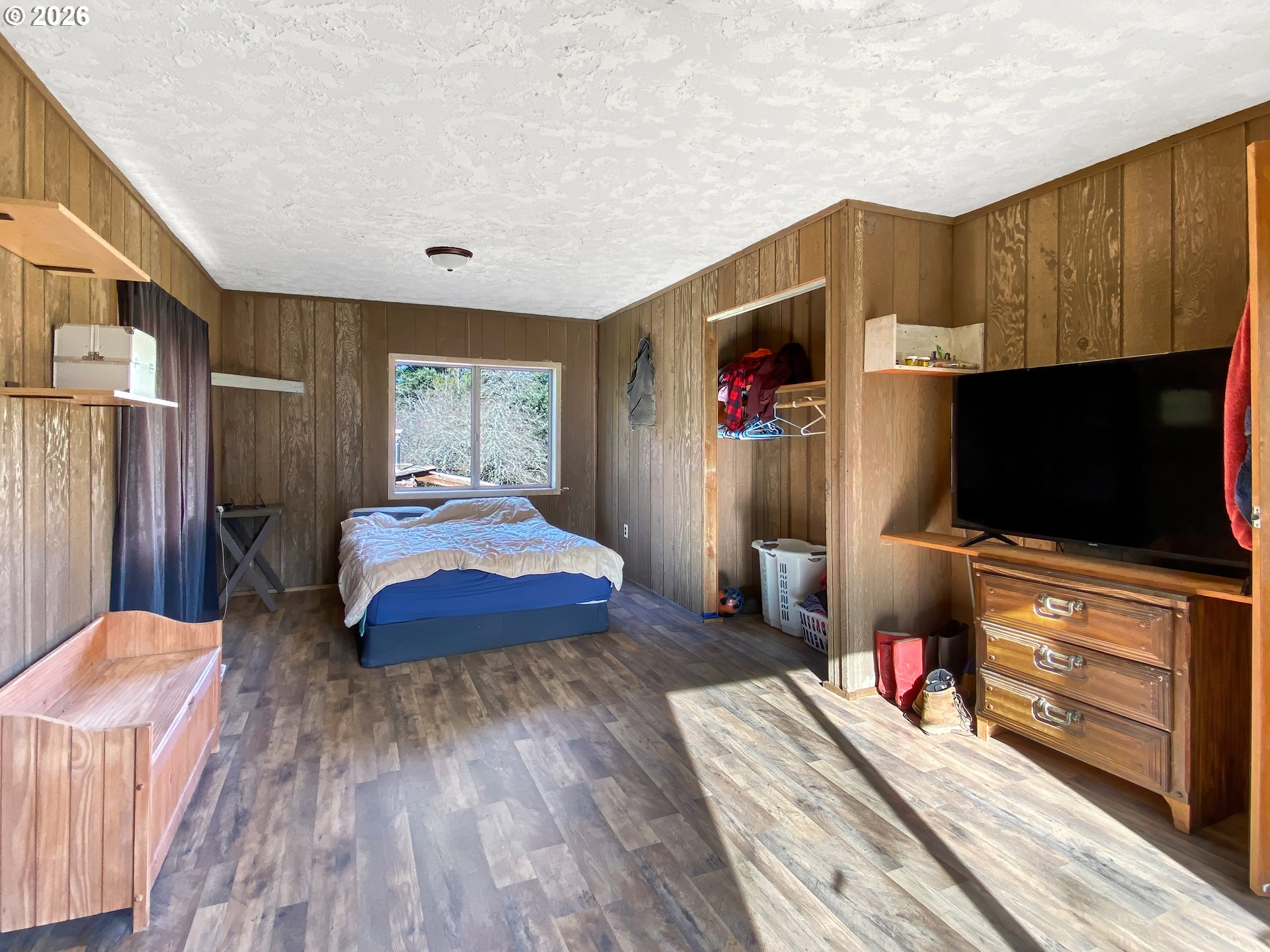 33318 Southeast Funny Farm Road Estacada, OR 97023 - Photo 33 of 38 Bedroom