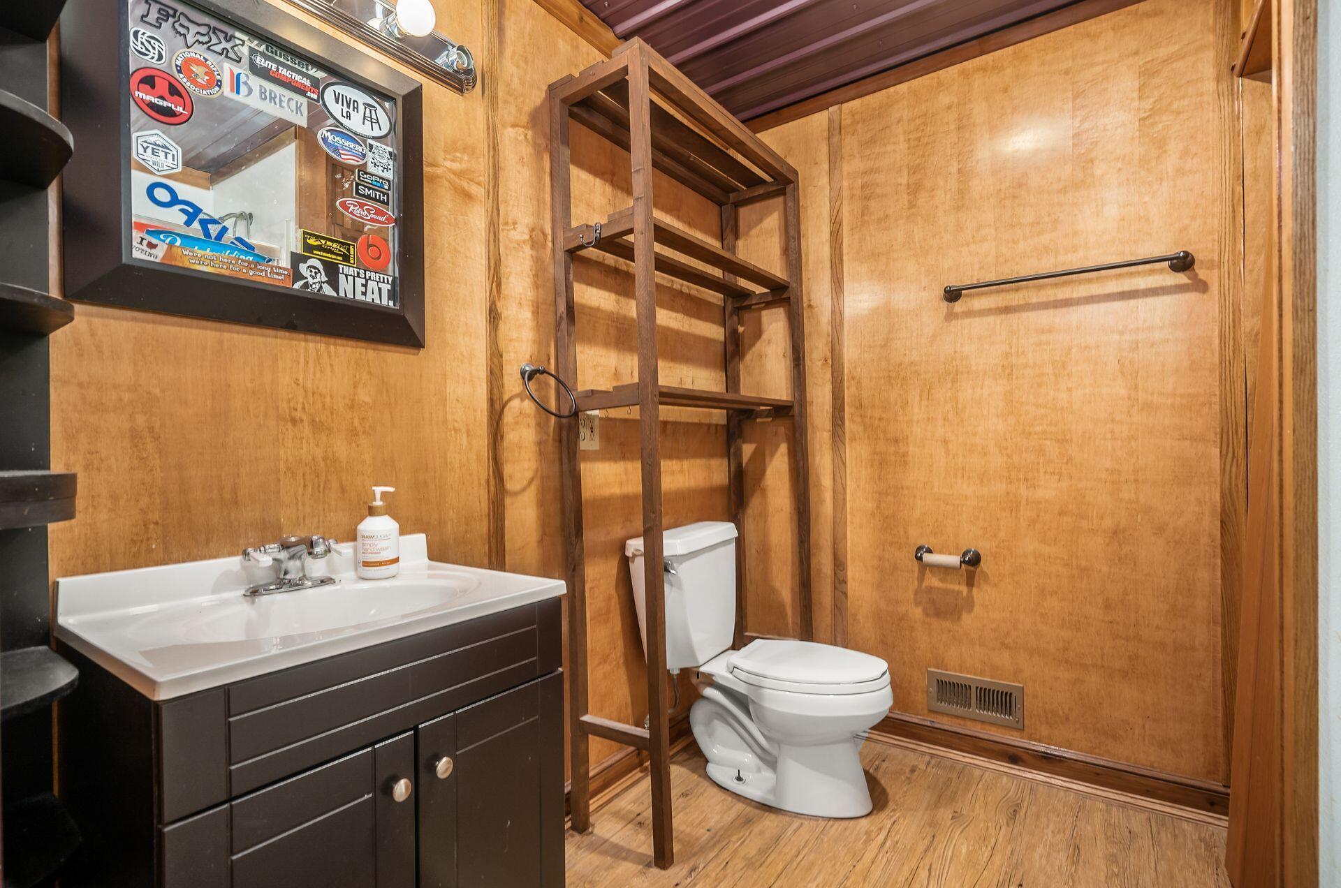 4085 Worthington Road Galena, OH 43021 - Photo 48 of 88 Studio/Apt bath above barn
