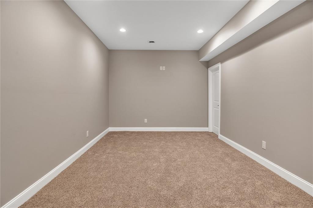 143 Ridge Road Aliquippa, PA 15001 - Photo 22 of 25 Gallery Image 22