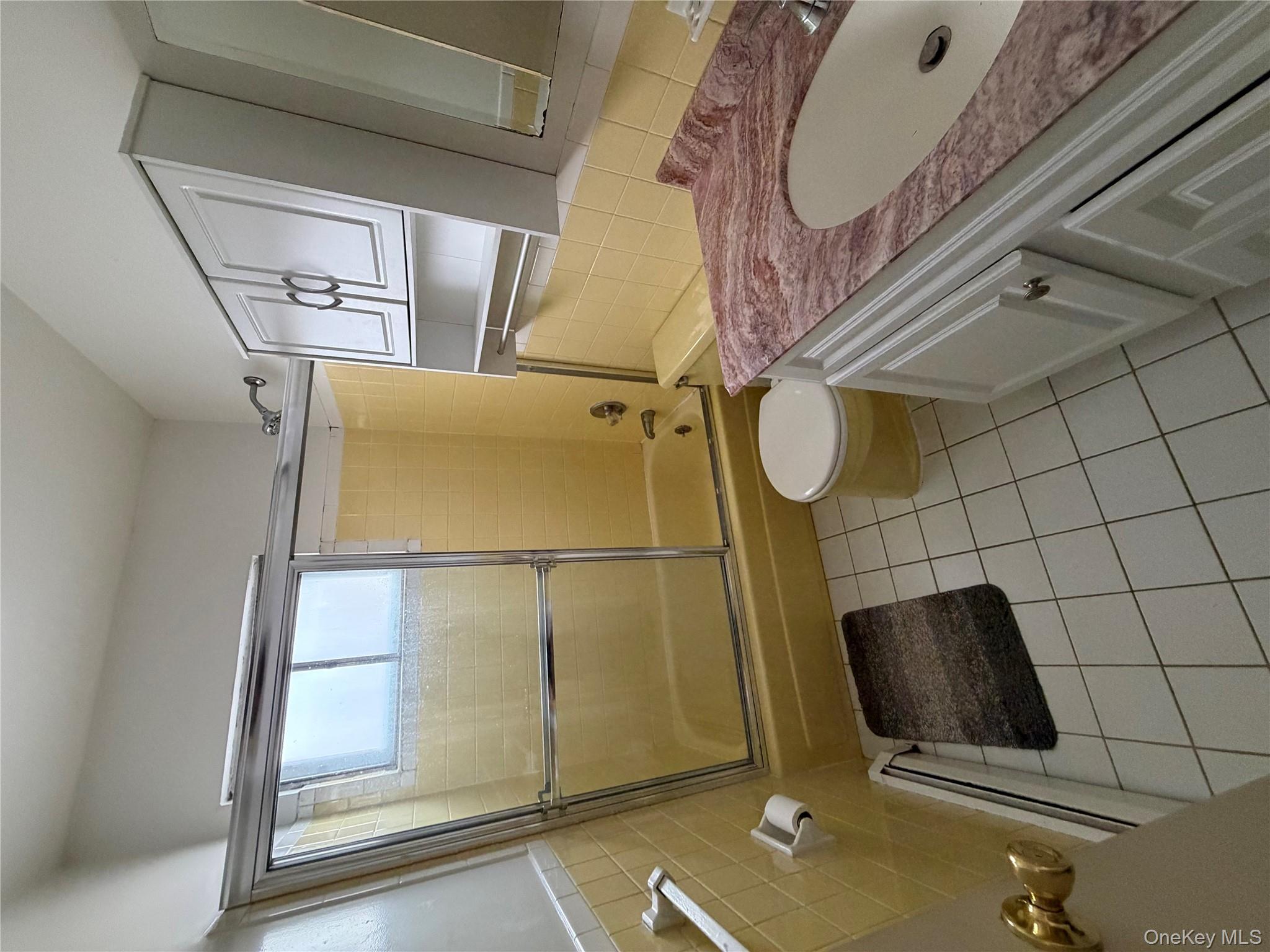 194 Quebec Road Island Park, NY 11558 - Photo 10 of 11