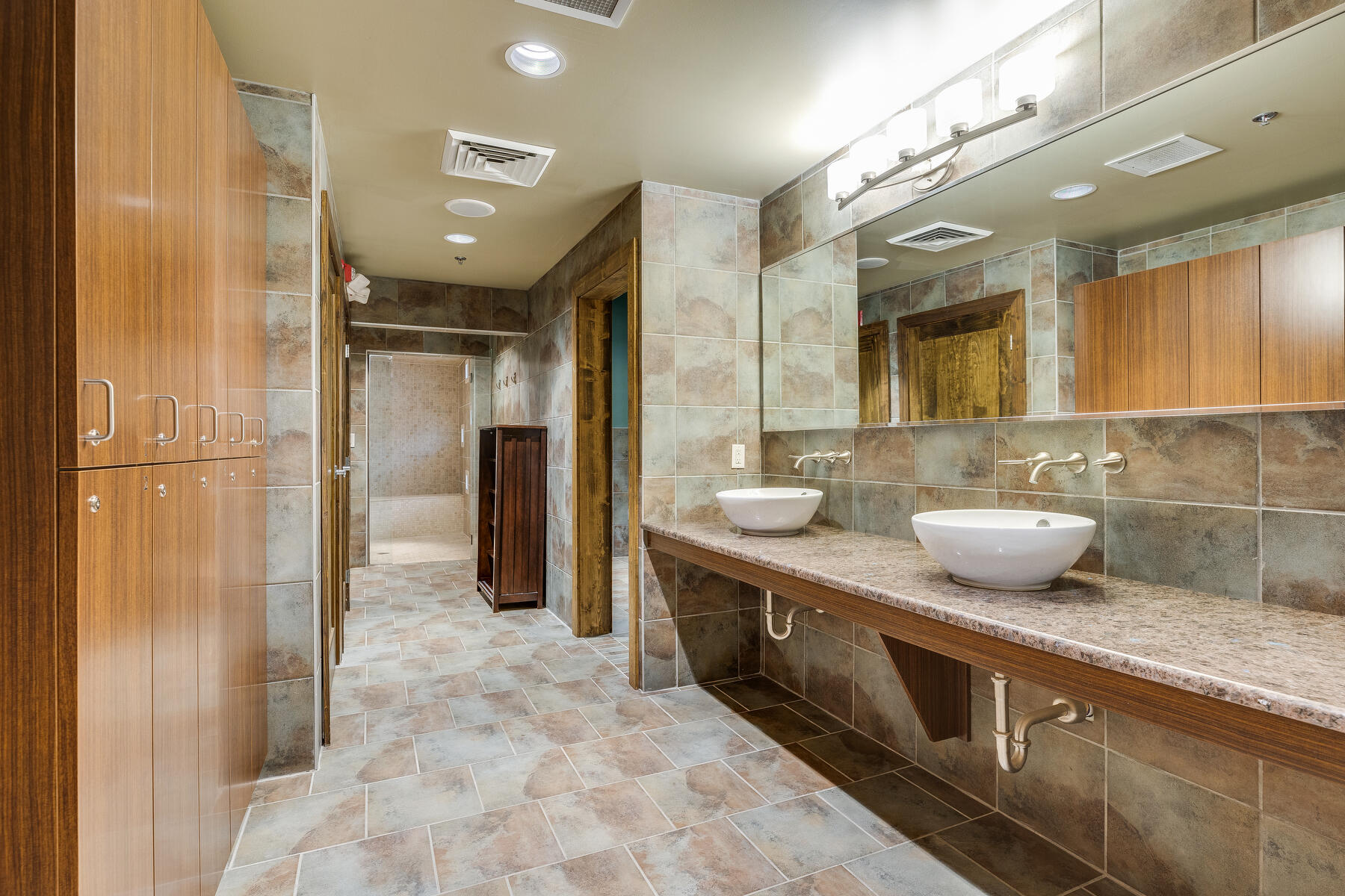 1128 Saratoga Road Kingsport, TN 37660 - Photo 102 of 124 ven16