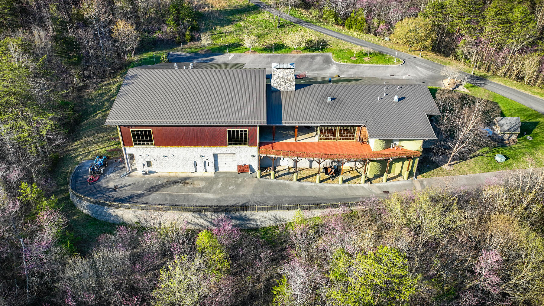 1128 Saratoga Road Kingsport, TN 37660 - Photo 115 of 124 ven32