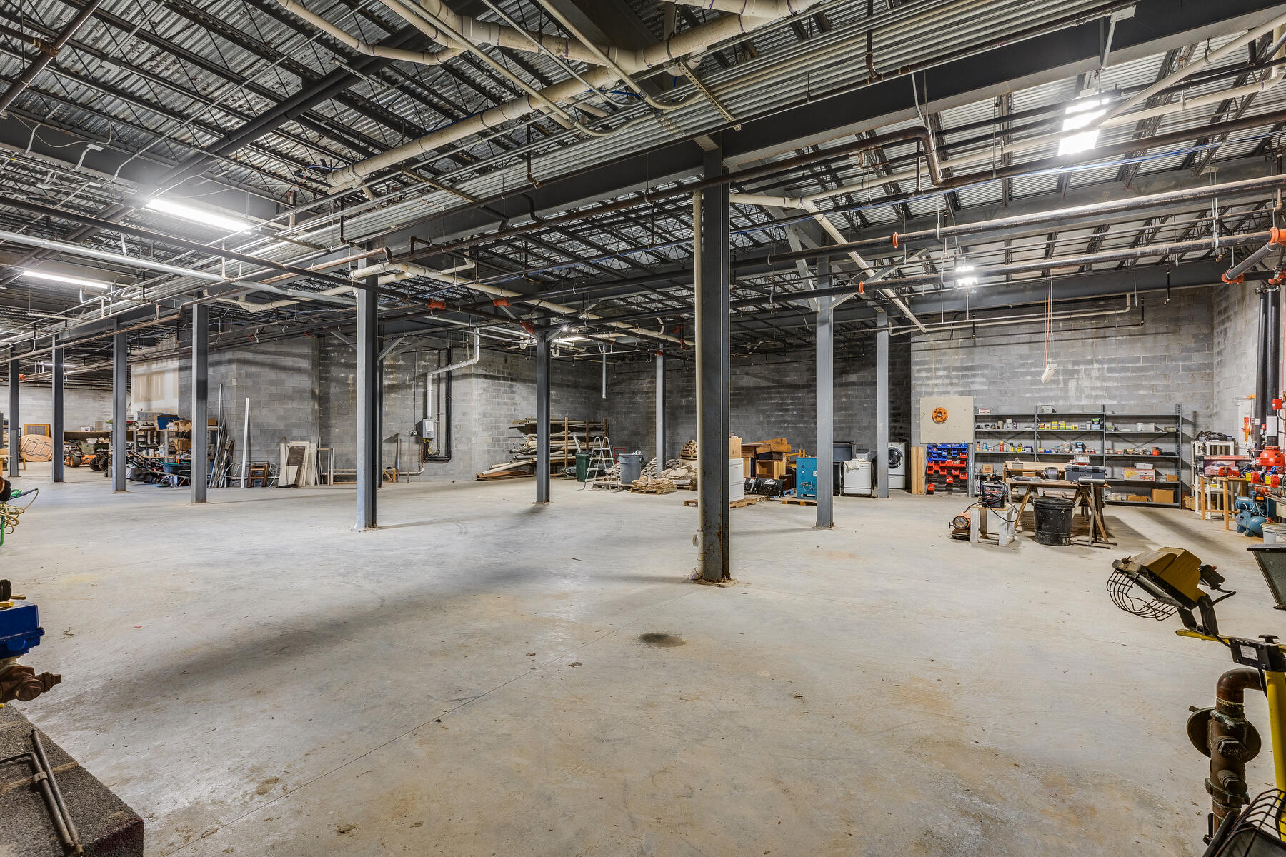 1128 Saratoga Road Kingsport, TN 37660 - Photo 118 of 124 ven30