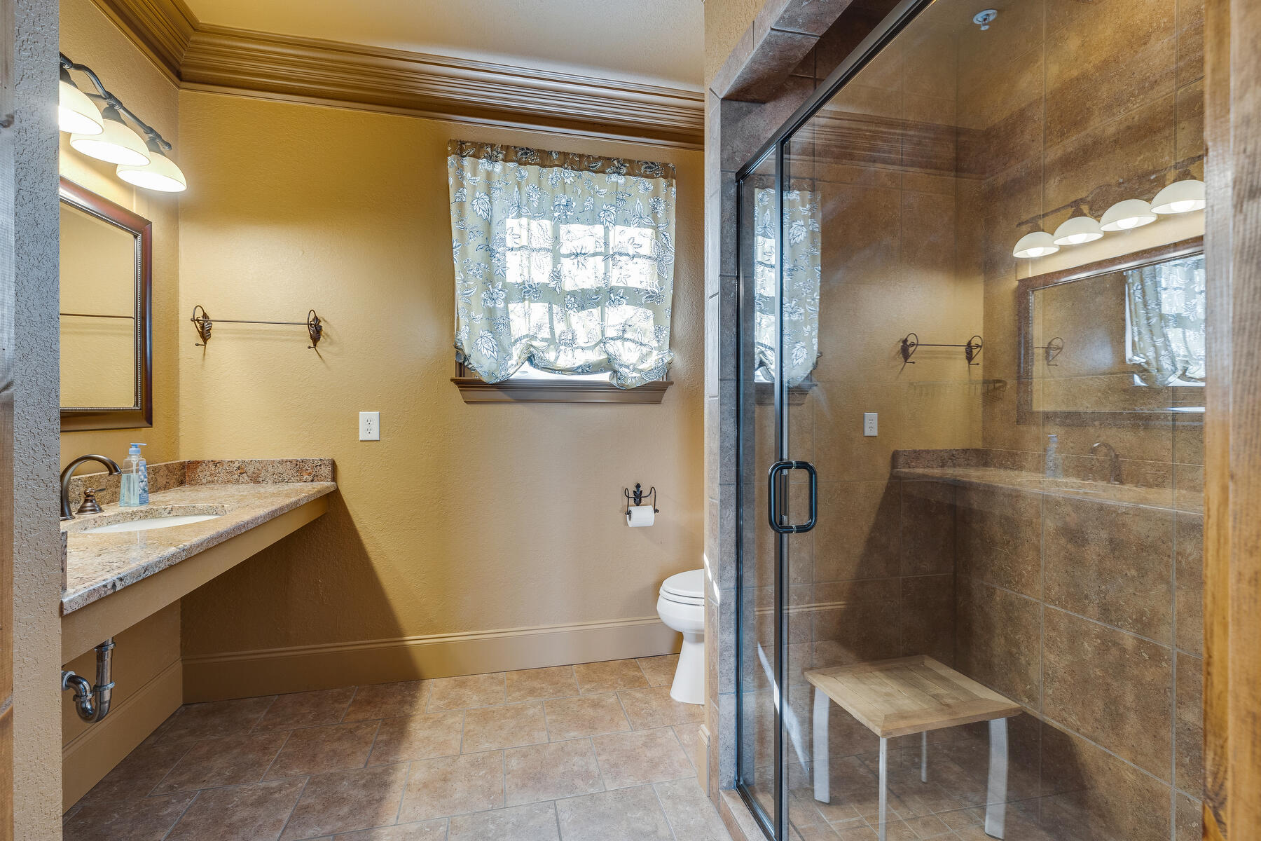 1128 Saratoga Road Kingsport, TN 37660 - Photo 29 of 124 main23