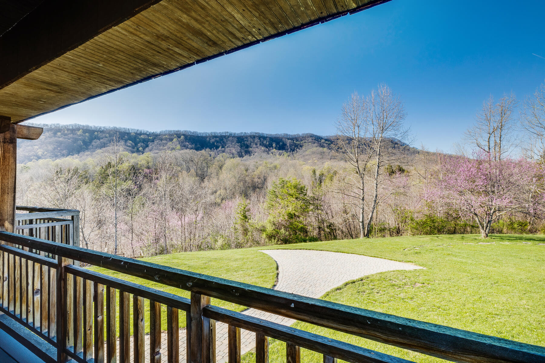 1128 Saratoga Road Kingsport, TN 37660 - Photo 46 of 124 main48