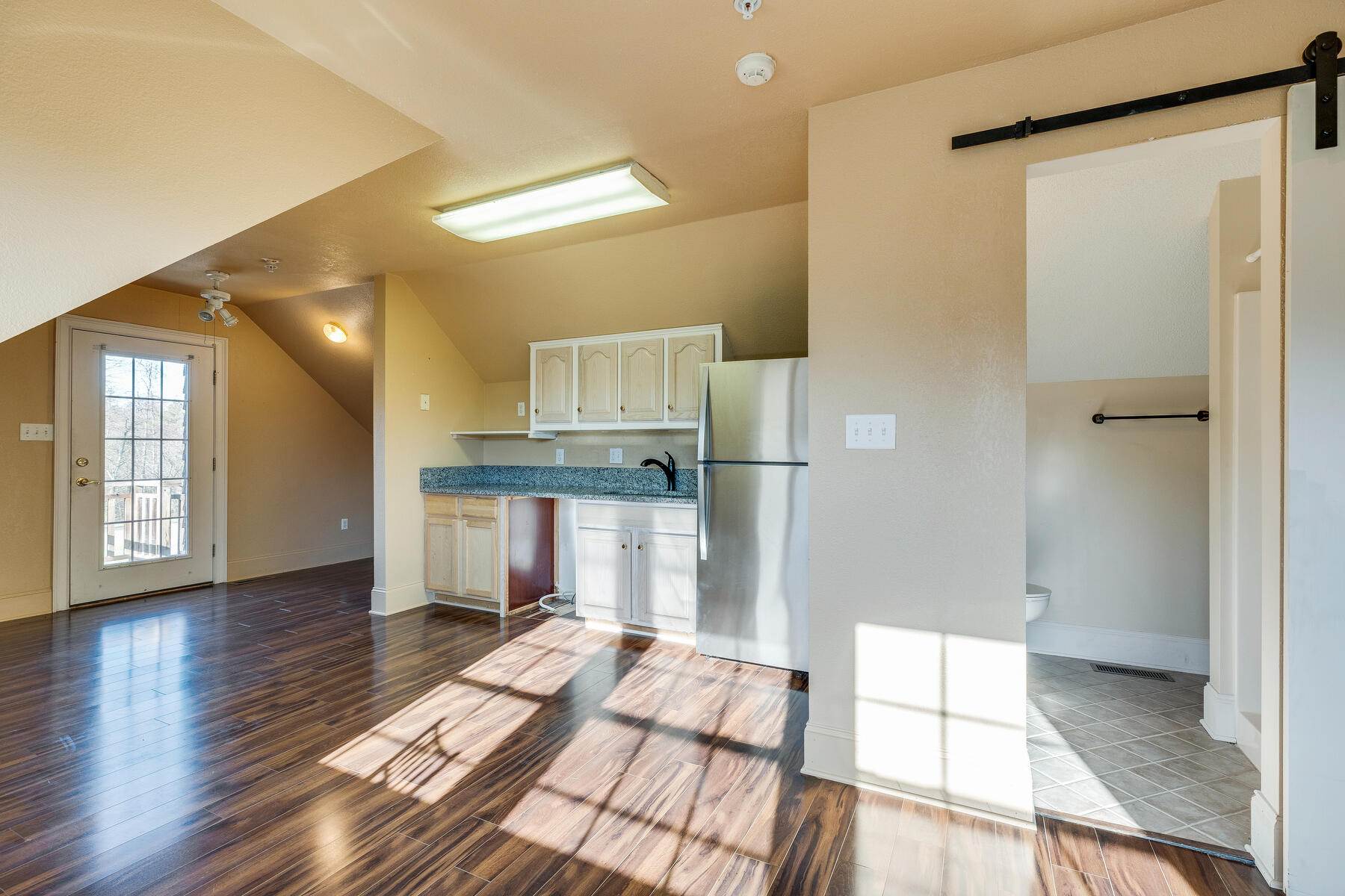 1128 Saratoga Road Kingsport, TN 37660 - Photo 49 of 124 main51