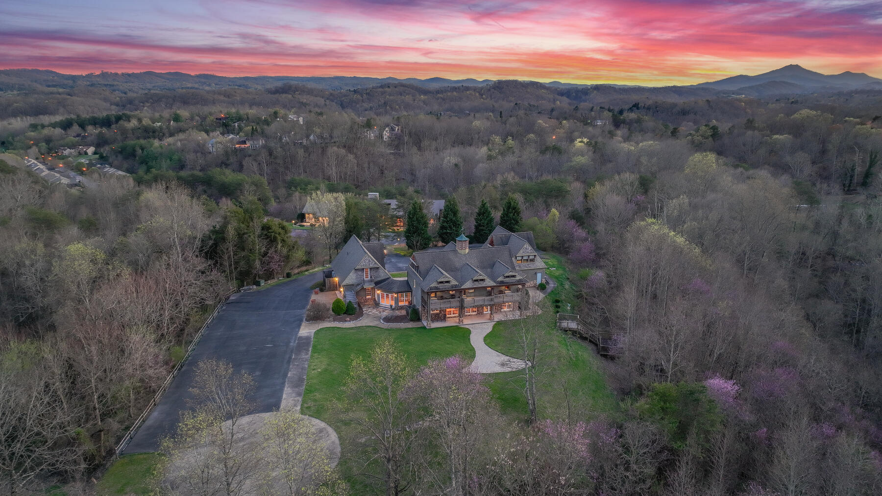 1128 Saratoga Road Kingsport, TN 37660 - Photo 59 of 124 main55