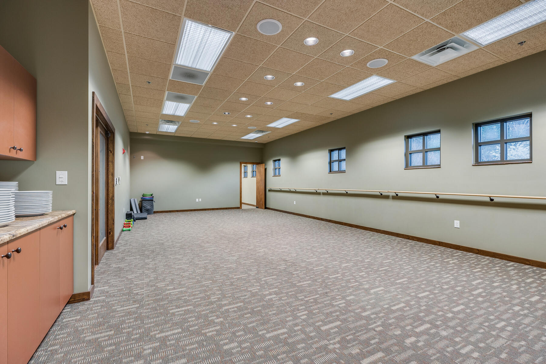 1128 Saratoga Road Kingsport, TN 37660 - Photo 96 of 124 ven11