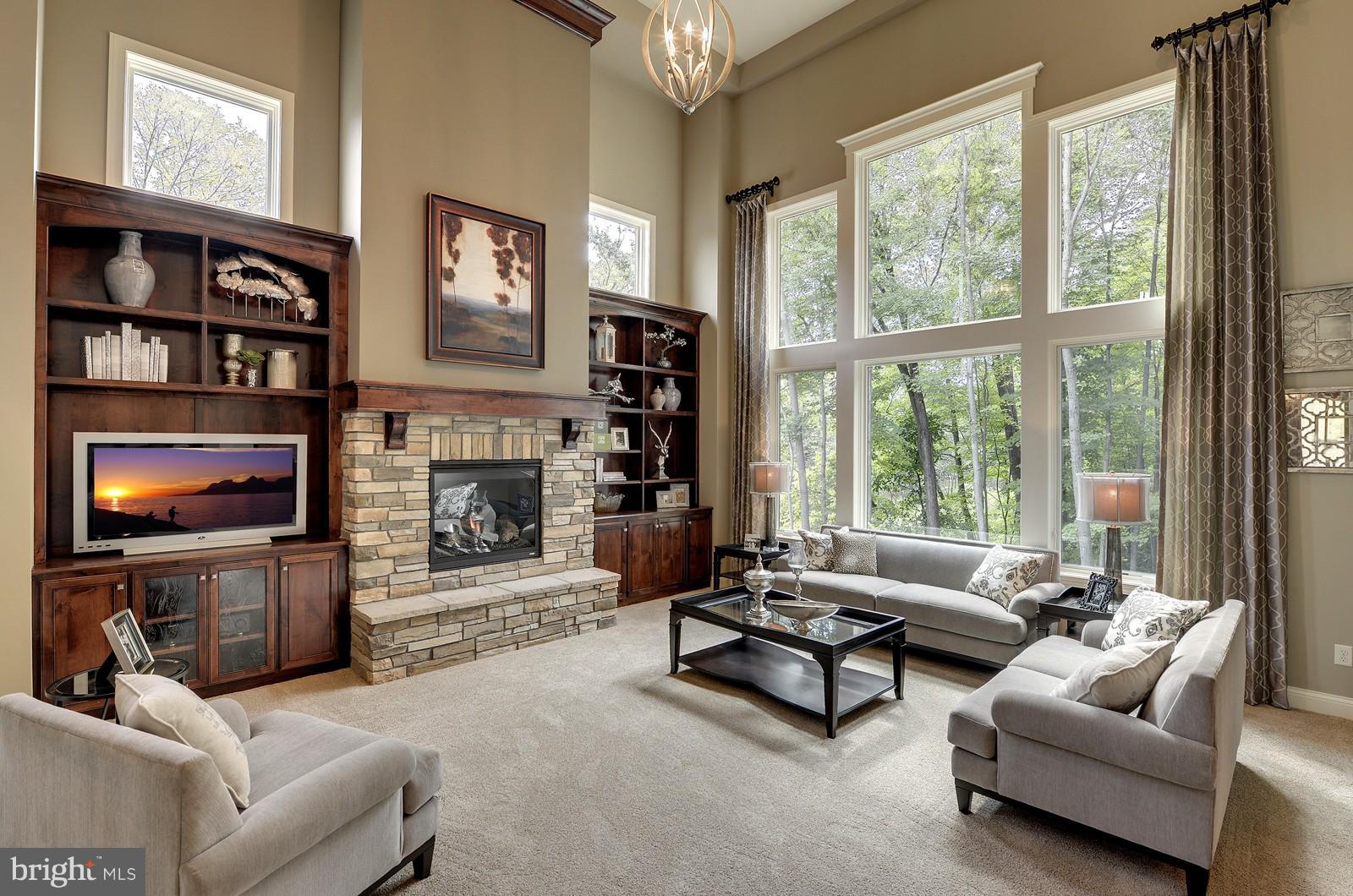6410 Newman Road Fairfax, VA 22030 - Photo 18 of 35 Family Room
