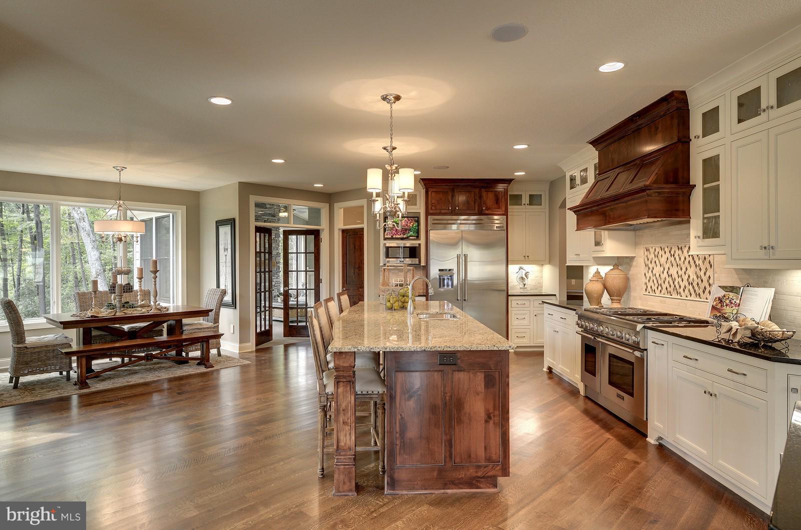 6410 Newman Road Fairfax, VA 22030 - Photo 22 of 35 Kitchen