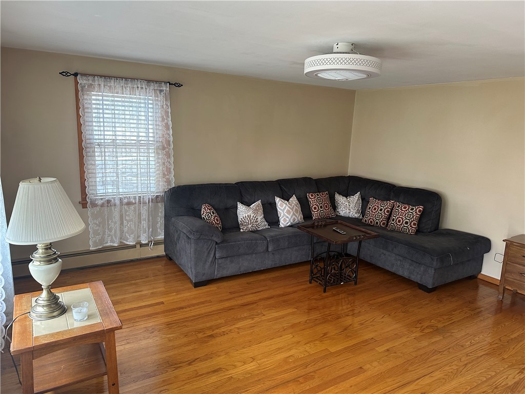 38 Amsterdam Avenue Warwick, RI 02889 - Photo 8 of 14