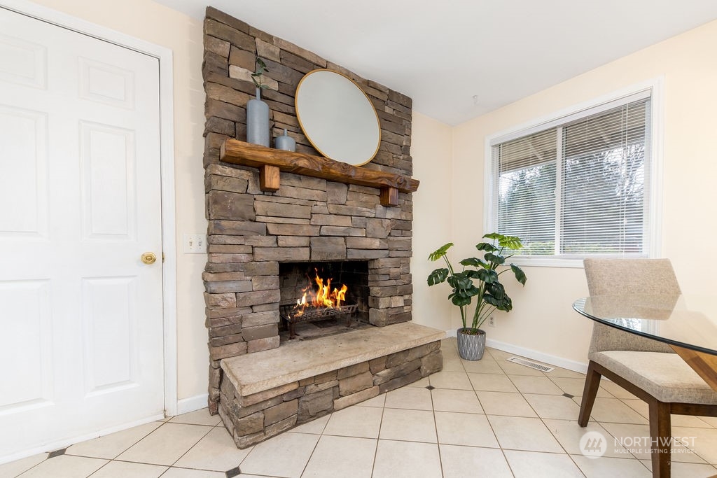 13010 163rd Avenue Southeast Renton, WA 98059 - Photo 13 of 24 Gallery Image 13